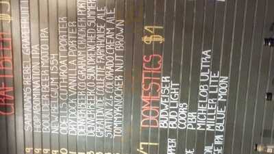 Jim 'n Nick's Bar-b-q