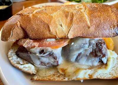 California Dreaming Restaurant & Bar