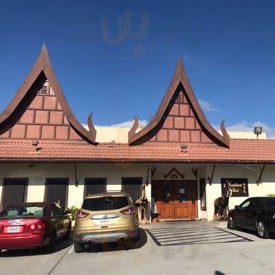 President Thai Restaurant