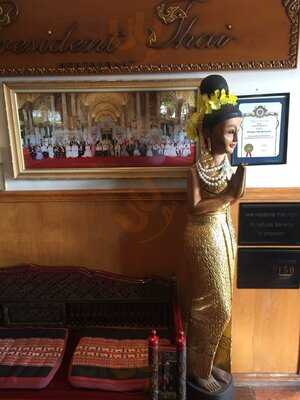 President Thai Restaurant