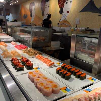 Santo's Modern American Buffet &sushi