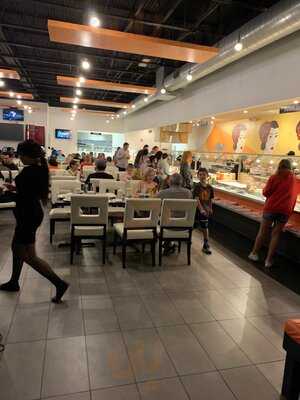 Santo's Modern American Buffet &sushi