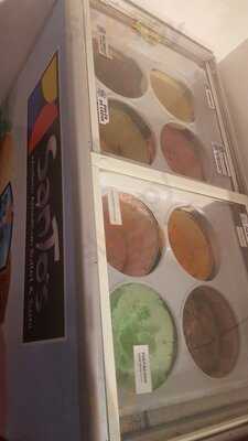 Santo's Modern American Buffet &sushi