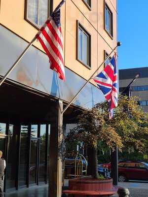 The Hotel Captain Cook