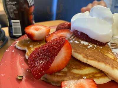 Maggie Mae's Sunrise Cafe