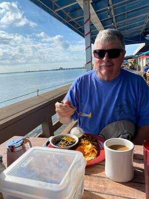 Maggie Mae's Sunrise Cafe