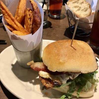 The Standard Restaurant & Lounge