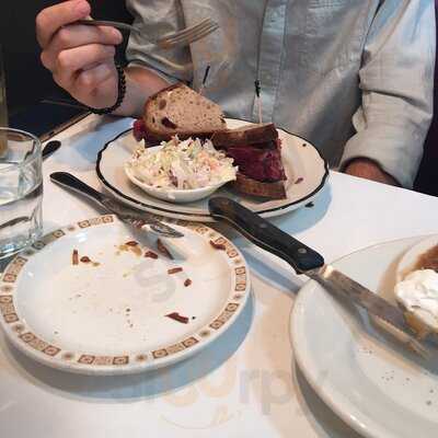 Saul's Restaurant And Deli