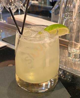 J Alexander's Restaurant