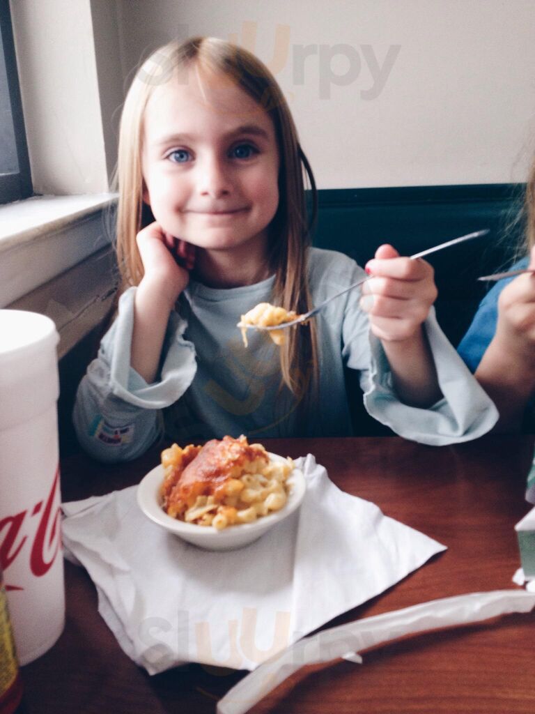 Neighbors Seafood & Chicken