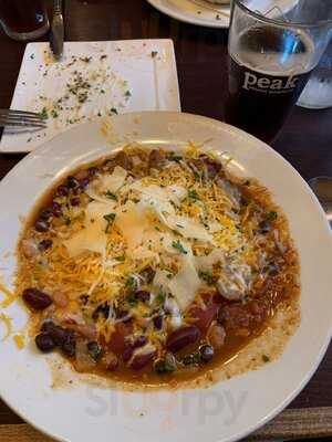 The Hollow Bar + Kitchen