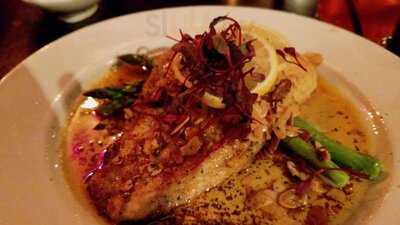 Norfolk Seafood Company & Big Easy Oyster Bar