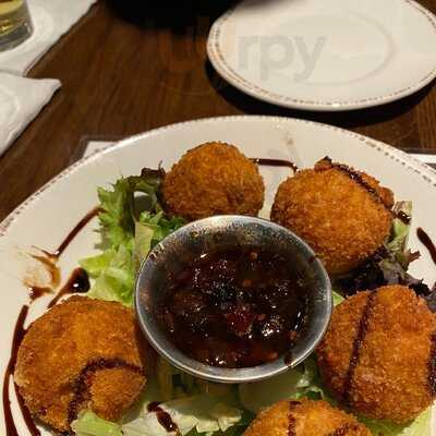 Myrtle's Chicken + Beer