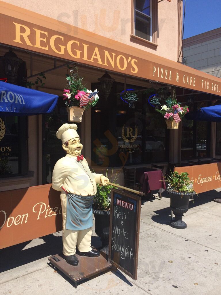 Reggiano's Brick Oven Pizza & Cafe