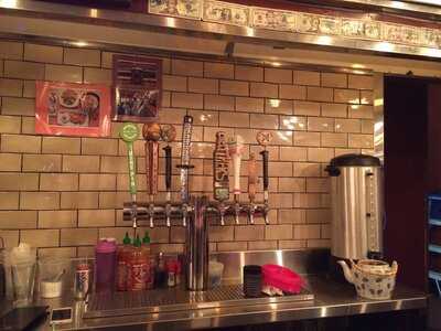 Tanpopo Ramen And Sake Bar