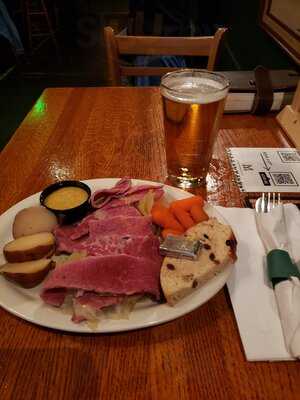 Murphy's Grand Irish Pub