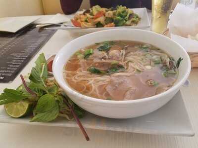 Basilic Vietnamese Grill