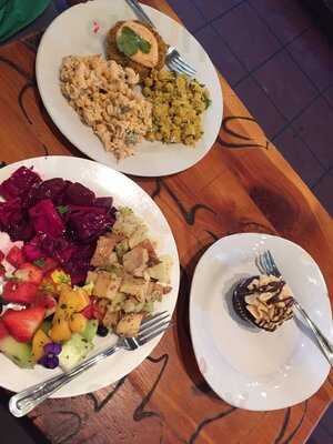 Boots Bakery & Lounge