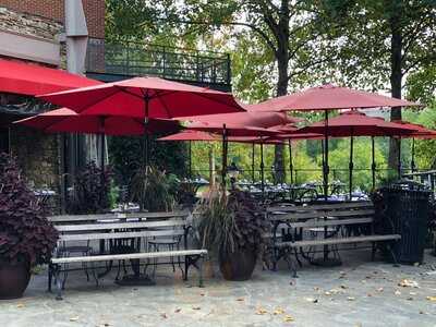 Passerelle French Bistro