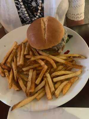 Passerelle French Bistro