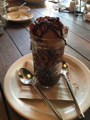 Local 22 Kitchen & Bar