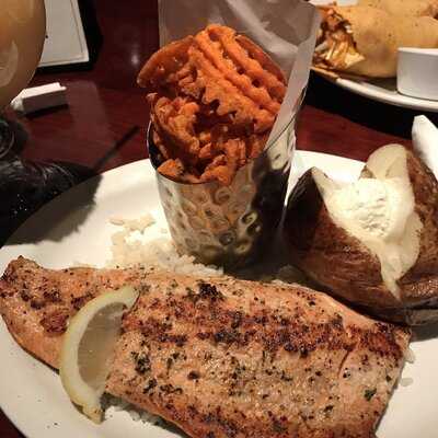 Cheddar's Scratch Kitchen