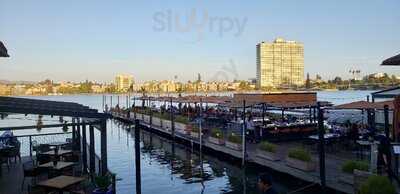 The Lake Chalet Seafood Bar & Grill