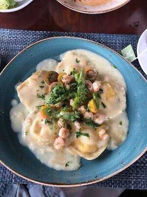 The Lake Chalet Seafood Bar & Grill