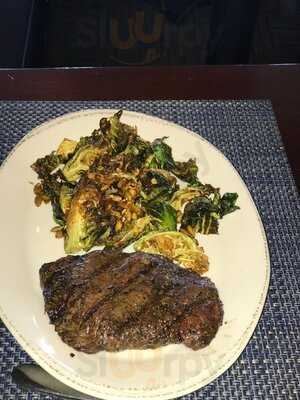 The Lake Chalet Seafood Bar & Grill