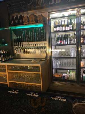 Schillingbridge Cork And Tap House