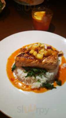 Bleu Restaurant & Bar