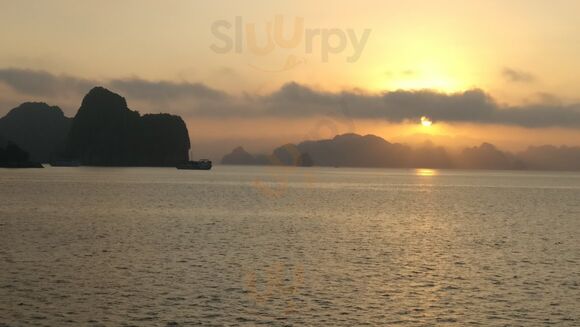 Ha Long Bay