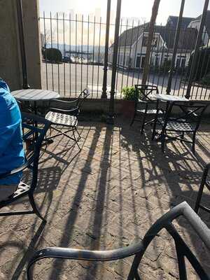 Rembrandt's Coffee House