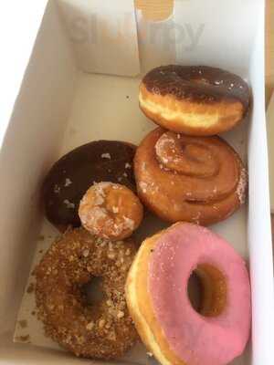 Tip Top Donuts