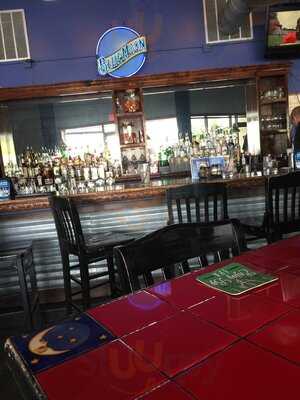 Blue Moon Pizza Windy Hill