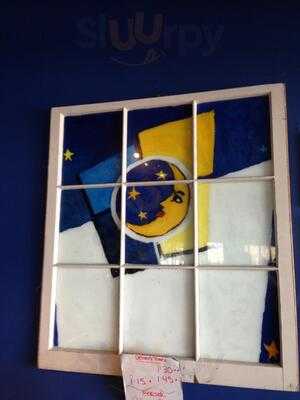 Blue Moon Pizza Windy Hill