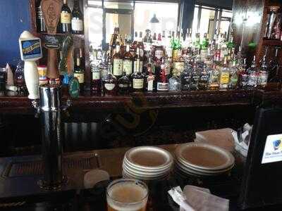 Blue Moon Pizza Windy Hill