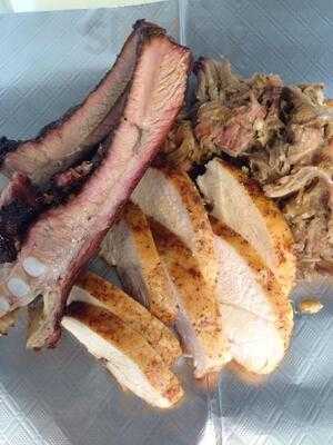 Smokin' Bob's Bbq