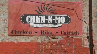 Chkn-n-mo