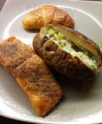 California Dreaming Restaurant & Bar