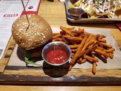 Twin Peaks Restaurant