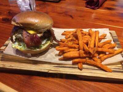 Twin Peaks Restaurant