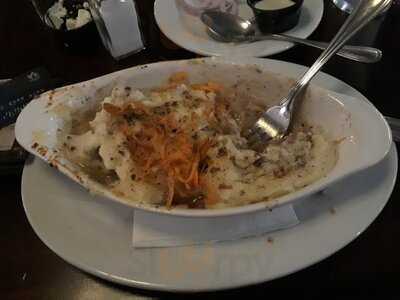 Erin's Snug Irish Pub