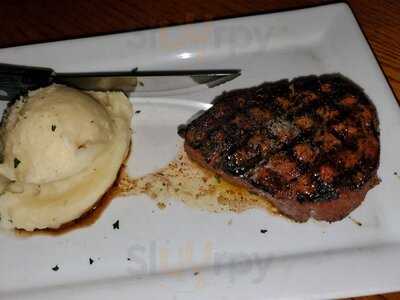 Briquettes Steakhouse