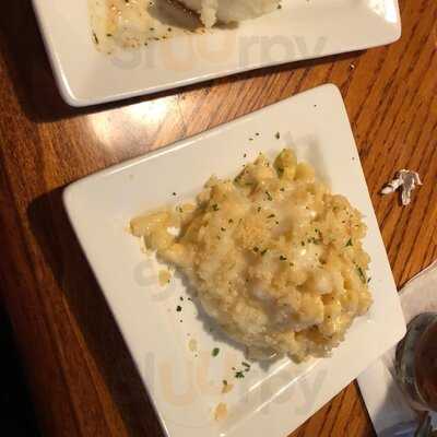 Briquettes Steakhouse