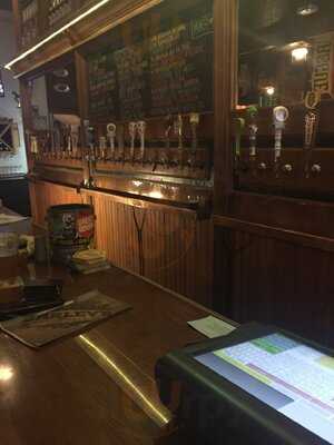 Barley's Taproom And Pizzeria