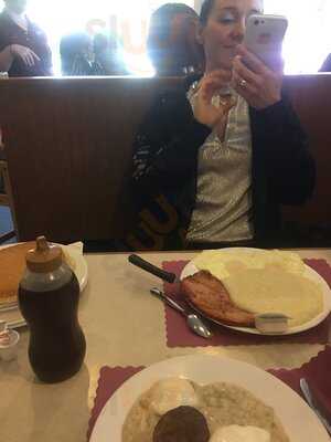 Kissin' Cuzzins Neighborhood