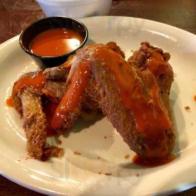 Kiki's Chicken & Waffles