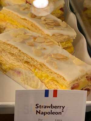 La Madeleine French Bakery