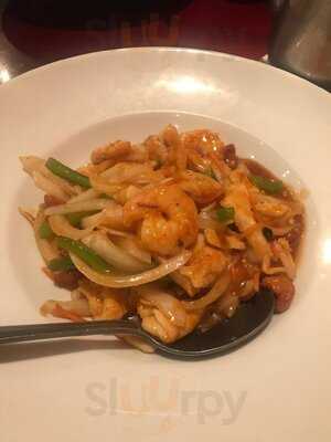 Great Wall Chinese & Shiro Sushi Bar